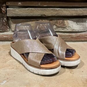 Corso Como Brunna Platform Cross Strap Gold Glittery Sandal